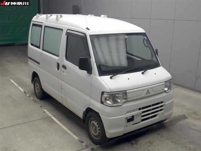 3543 Mitsubishi Minicab van U61V 2013 г. (JU Kanagawa)